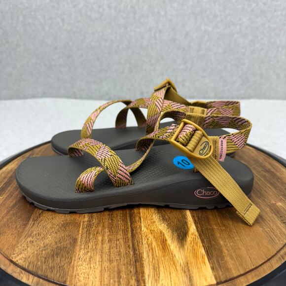 Chaco Sandals Women's 10 Z/Cloud Pink Brown Strappy - Picture 3 of 5